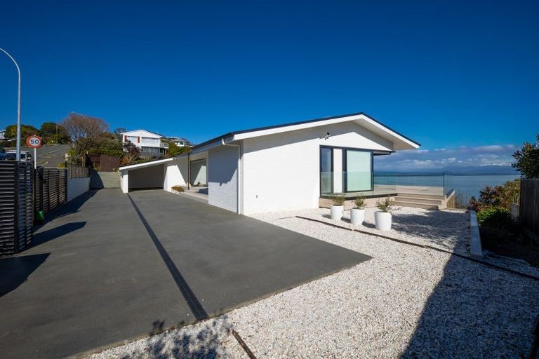 Photo of property in 82 Princes Drive, Britannia Heights, Nelson, 7010