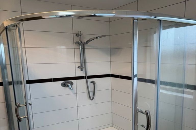 Photo of property in 3 Askerne Drive, Flat Bush, Auckland, 2016