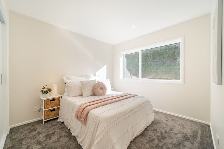 Photo of property in 70 Riverstone Drive, Riverstone Terraces, Upper Hutt, 5018