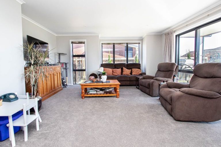 Photo of property in 42 Jarrett Terrace, Leamington, Cambridge, 3432