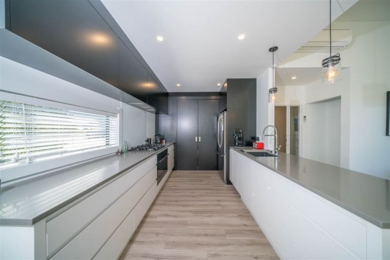 Photo of property in 2 Wallace Crescent, Prebbleton, 7604