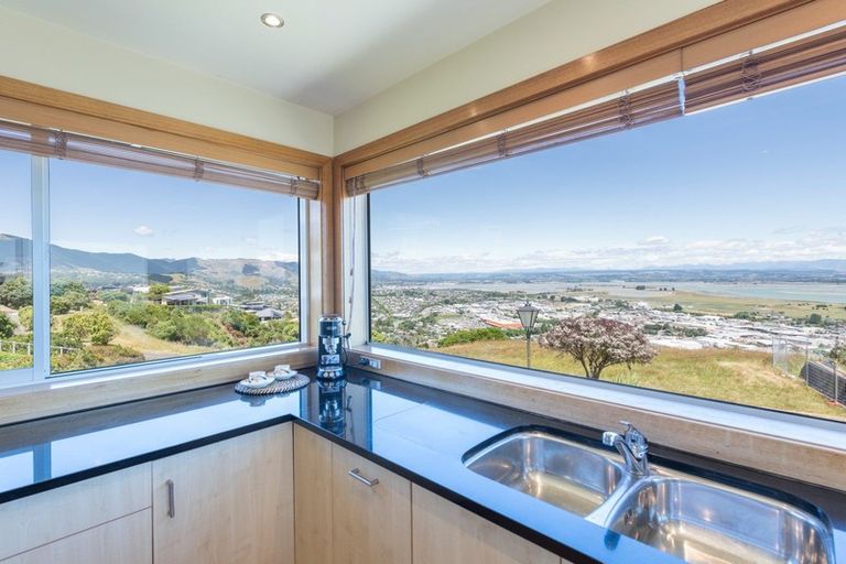 Photo of property in 24 Zeehaen Place, Britannia Heights, Nelson, 7010