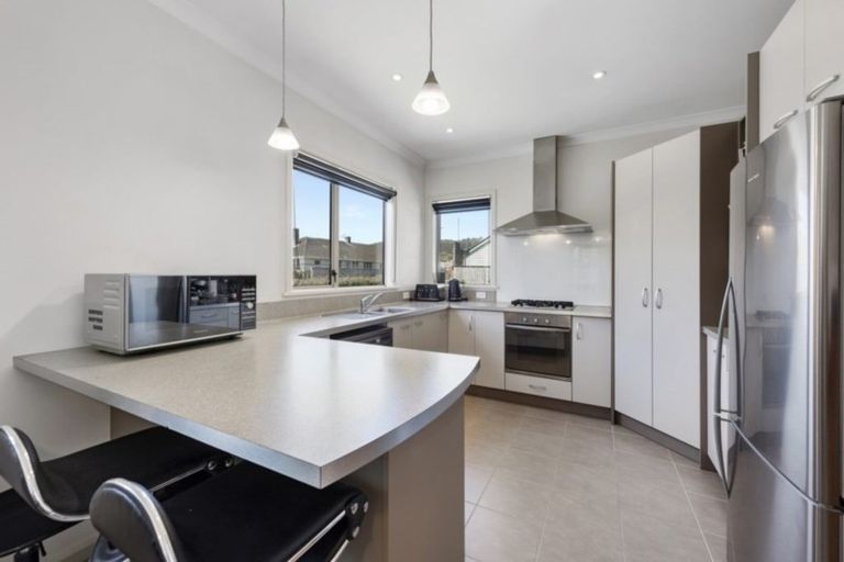 Photo of property in 2a Field Street, Silverstream, Upper Hutt, 5019