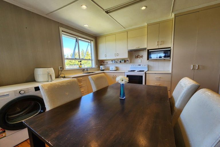 Photo of property in 18 Rugby Road, Tariki, Inglewood, 4388