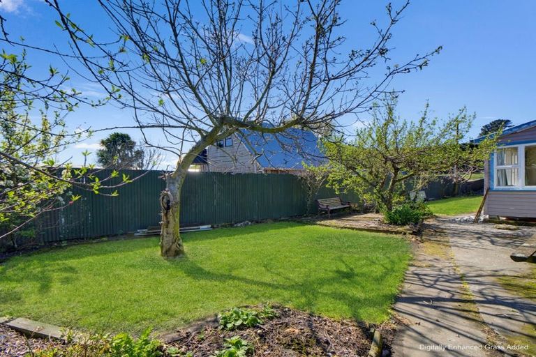 Photo of property in 1 Powis Street, Domett, 7383