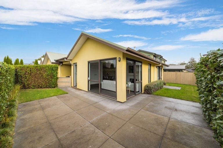 Photo of property in 6a Birchwood Close, Prebbleton, 7604