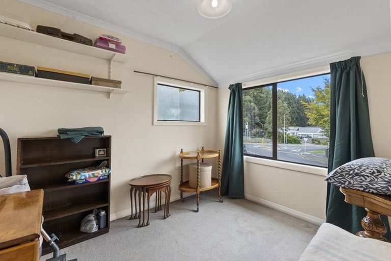 Photo of property in 4 Brockville Road, Glenross, Dunedin, 9011