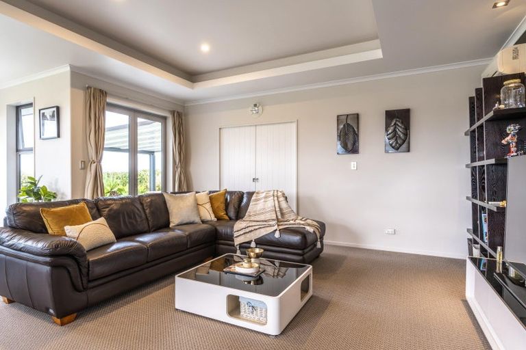 Photo of property in 93 West Ridge Road, Maunu, Whangarei, 0110