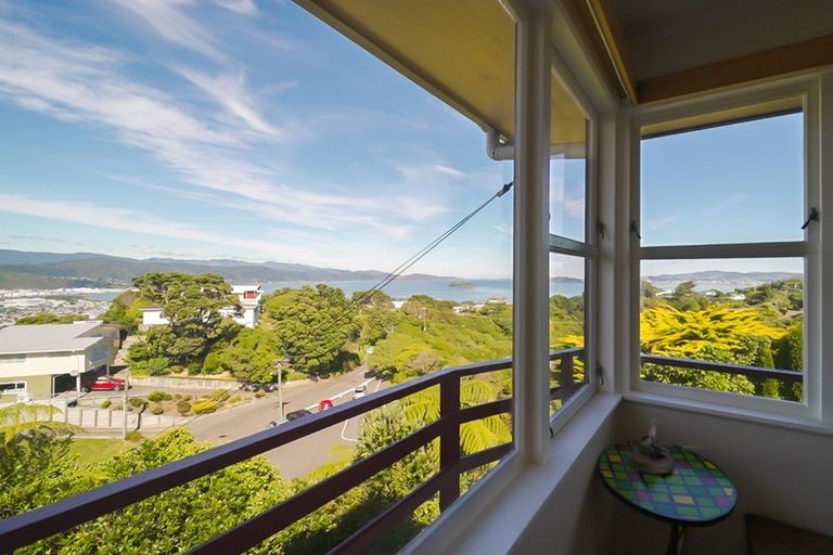 Photo of property in 26 Akatea Road, Korokoro, Lower Hutt, 5012