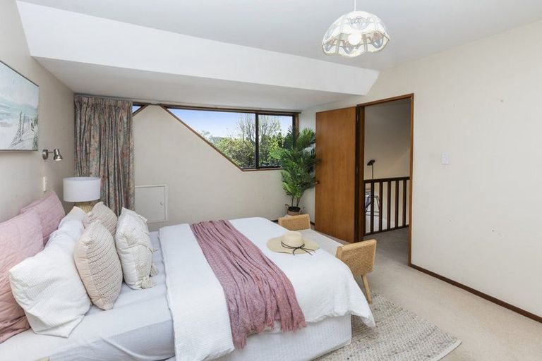 Photo of property in 237 Ilam Road, Ilam, Christchurch, 8041