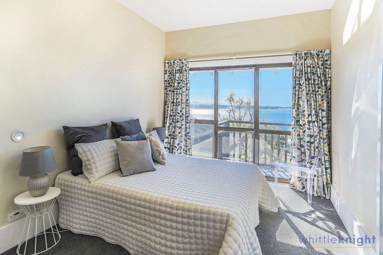 Photo of property in 18 Mount Pleasant Road, Mount Pleasant, Christchurch, 8081