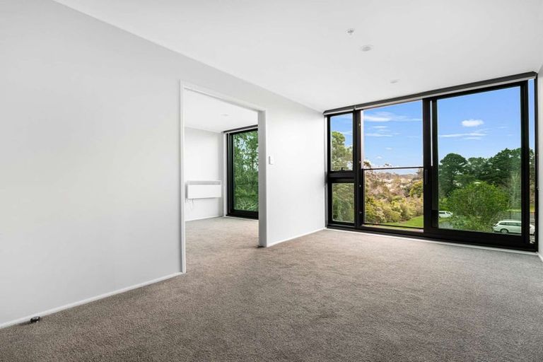 Photo of property in 10d/30 Westward Ho, Glen Eden, Auckland, 0602