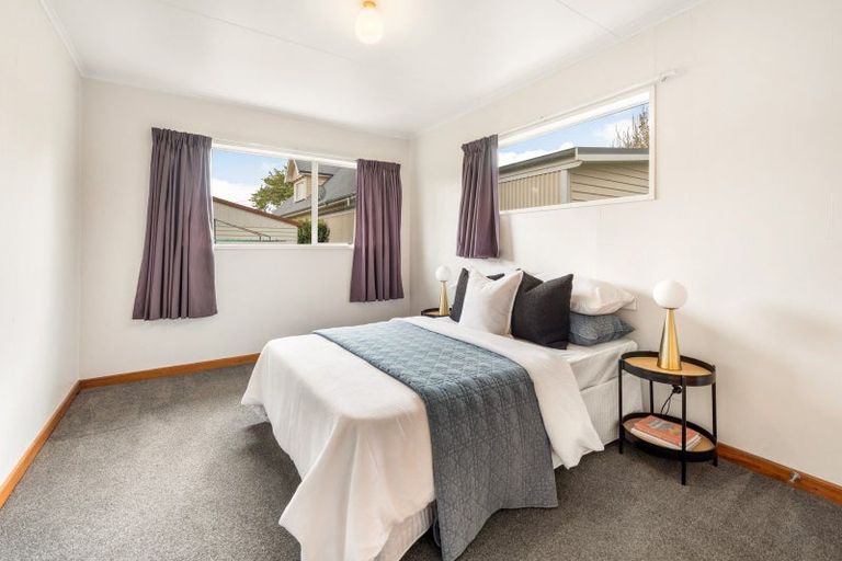 Photo of property in 12a Devon Street, Gore, 9710