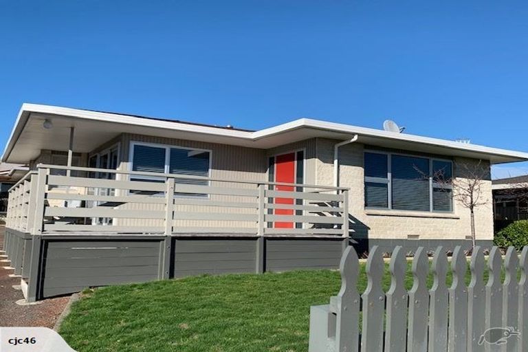 Photo of property in 80a Te Mata Road, Havelock North, 4130