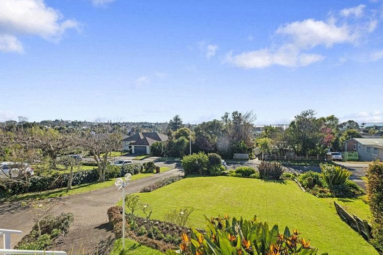 Photo of property in 42 Evelyn Road, Cockle Bay, Auckland, 2014