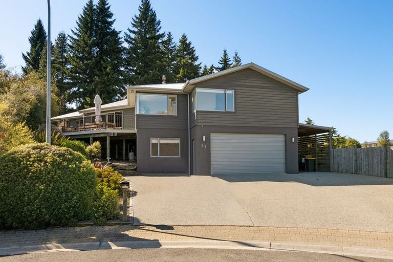 Photo of property in 17 Trevathan Lane, Wanaka, 9305