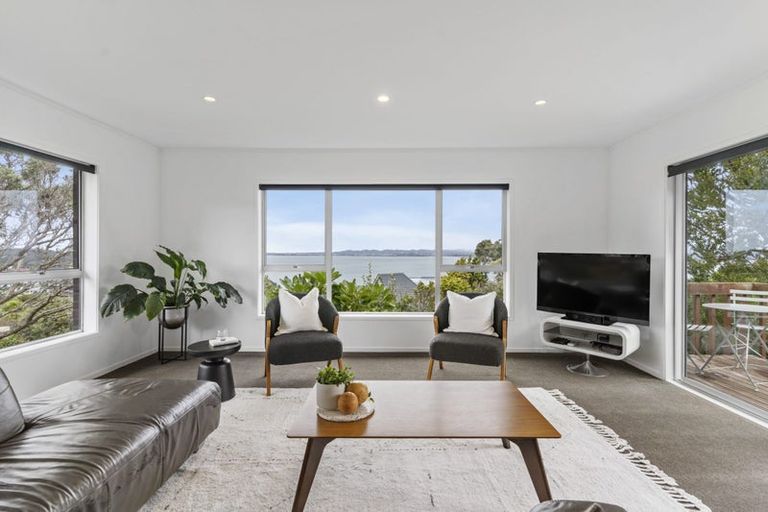 Photo of property in 50 Hadfield Street, Beach Haven, Auckland, 0626