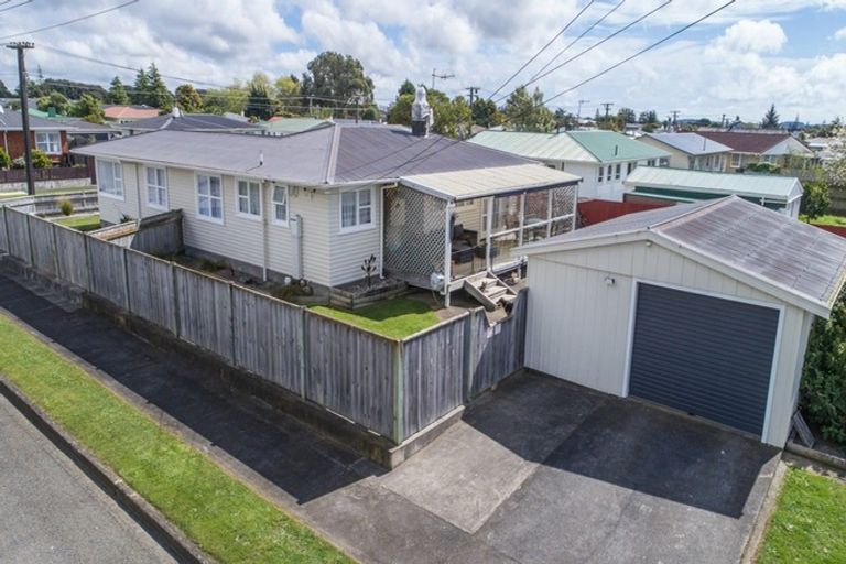 Photo of property in 23 Cornwall Street, Levin, 5510