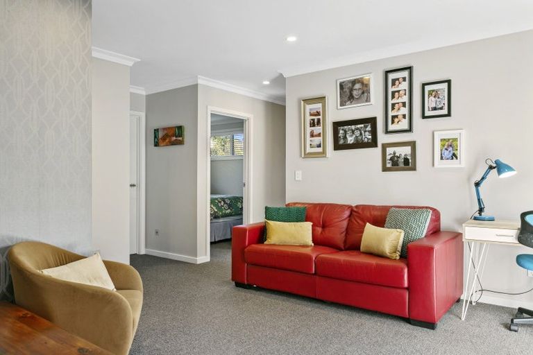 Photo of property in 54 Dalmore Way, Acacia Bay, Taupo, 3385