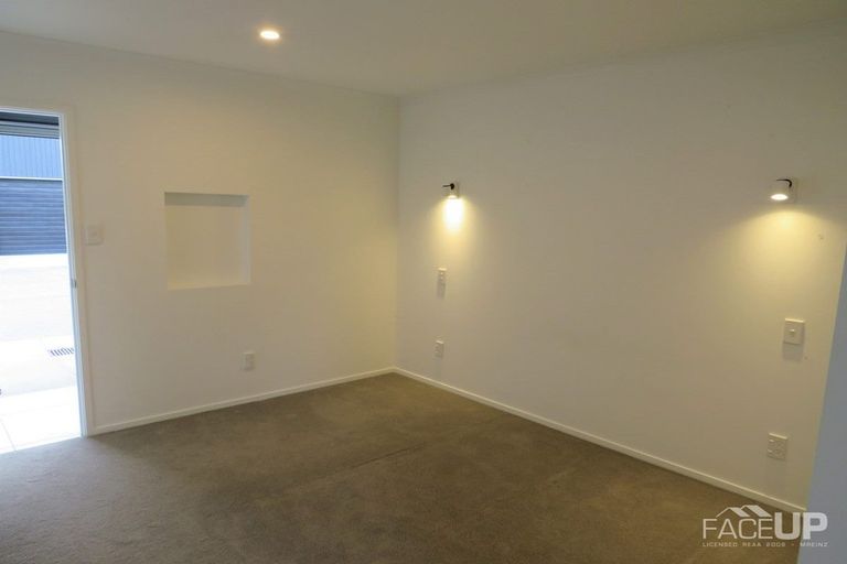 Photo of property in 166 Hobsonville Point Road, Hobsonville, Auckland, 0616