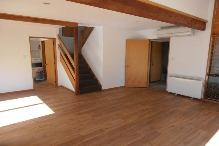 Photo of property in 2/39 Rhodes Street, Merivale, Christchurch, 8014