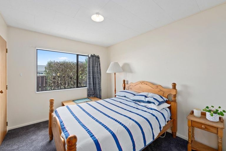 Photo of property in 11 Simcox Street, Otaki Beach, Otaki, 5512