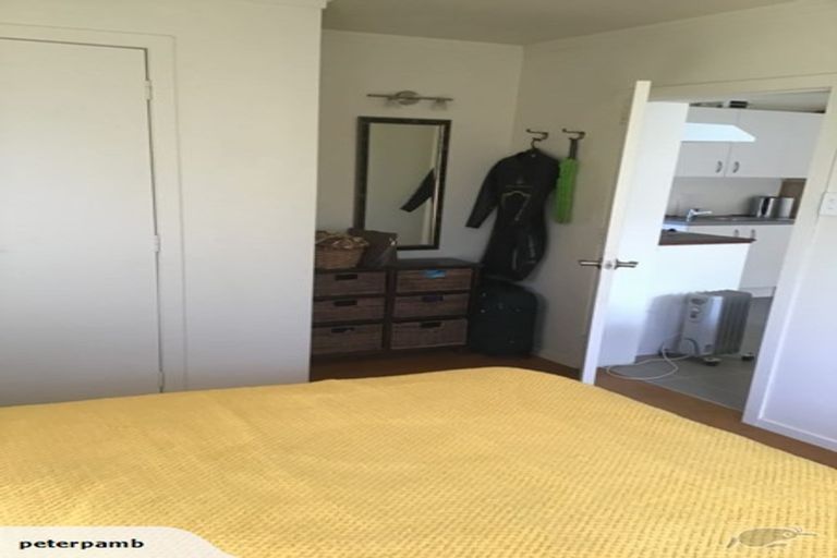 Photo of property in 45 Masterton Road, Rothesay Bay, Auckland, 0630