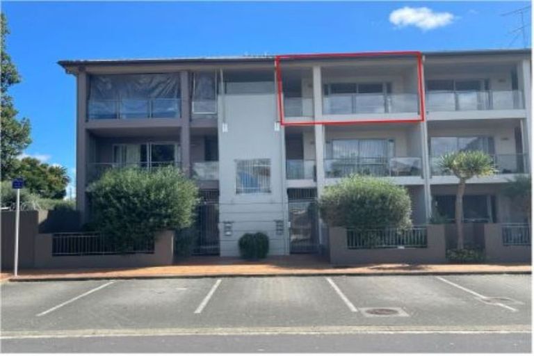 Photo of property in 80c Michael Jones Drive, Flat Bush, Auckland, 2019