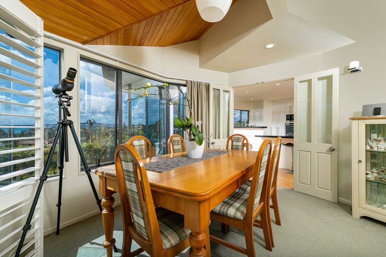 Photo of property in 2/35 Channel View Road, Campbells Bay, Auckland, 0630