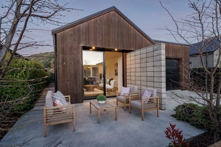 Photo of property in 5 Lorne Street, Lake Hayes, Queenstown, 9304