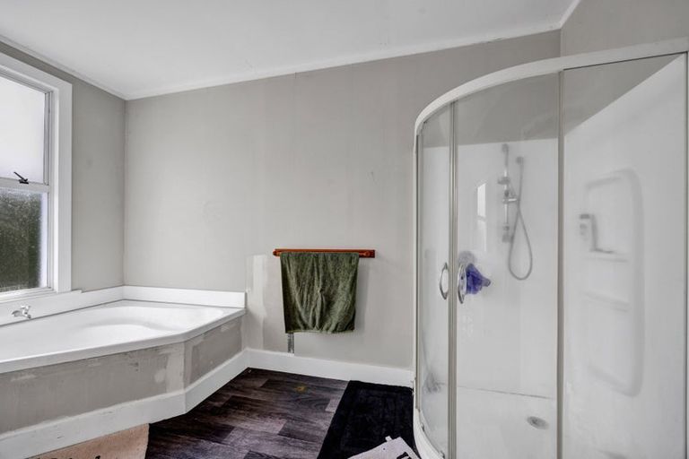 Photo of property in 64 Conway Road, Eltham, 4322