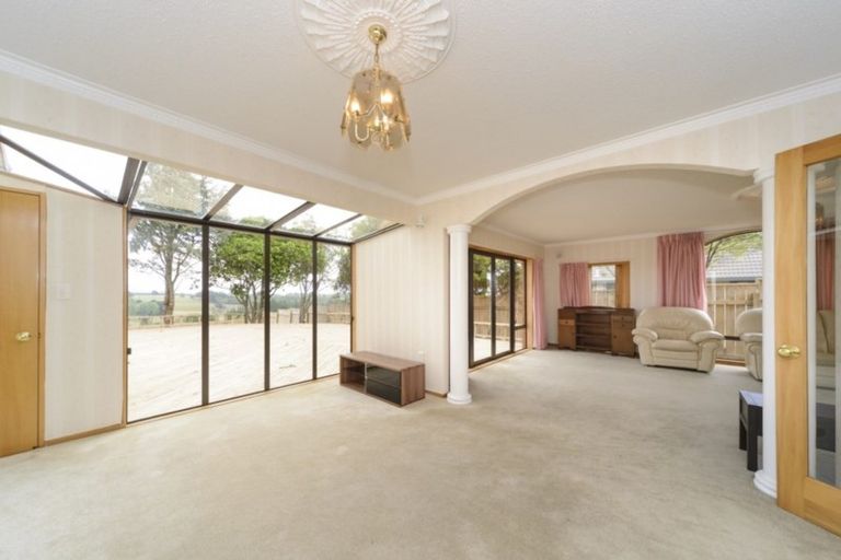 Photo of property in 62 Pacific Drive, Fitzherbert, Palmerston North, 4410