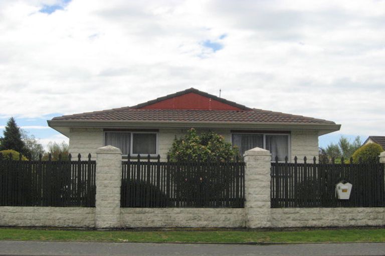 Photo of property in 4 Parsonage Road, Woodend, 7610