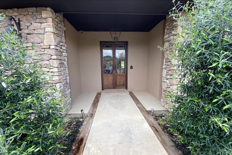 Photo of property in 10 Myra Evelyn Grove, Dairy Flat, Albany, 0792