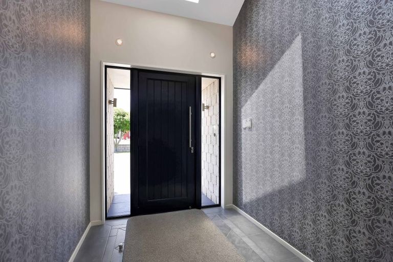 Photo of property in 22 Anne Street, Tinwald, Ashburton, 7700