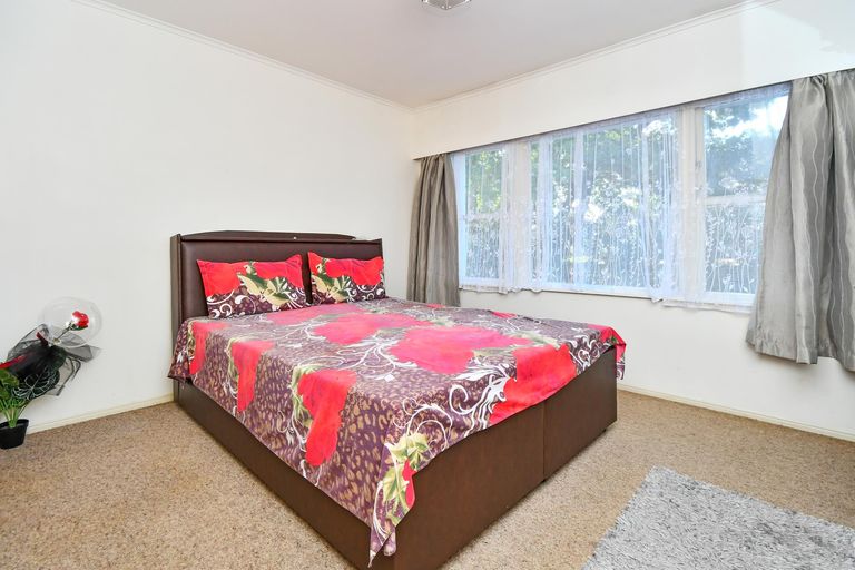 Photo of property in 3/35 Wallace Road, Papatoetoe, Auckland, 2025