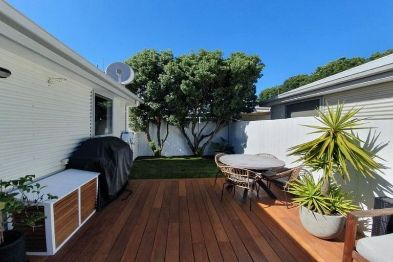 Photo of property in 15 Forbes Street, Sydenham, Christchurch, 8023