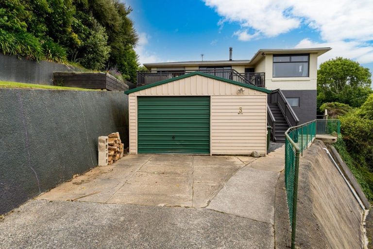 Photo of property in 3 Oates Street, Kaikorai, Dunedin, 9010