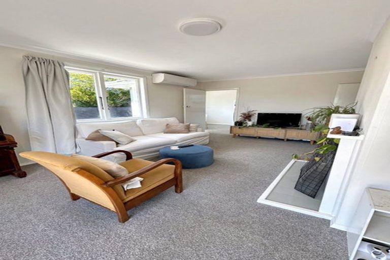 Photo of property in 16 Sherwill Street East, Feilding, 4702