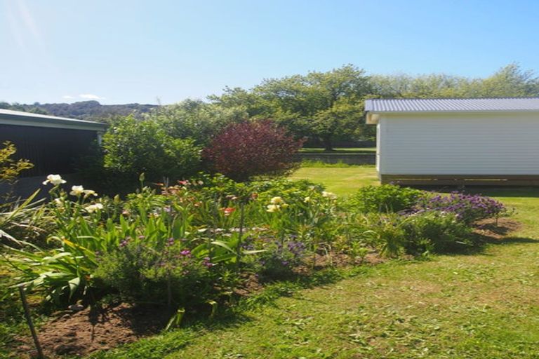 Photo of property in 4 Sinnamon Street, Reefton, 7830