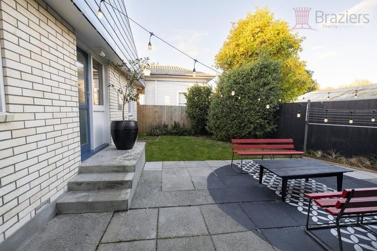 Photo of property in 2/103 Opawa Road, Opawa, Christchurch, 8023