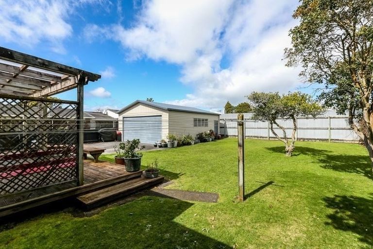 Photo of property in 12 Rawhiti Street, Vogeltown, New Plymouth, 4310