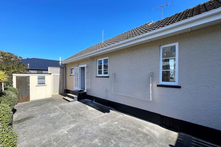 Photo of property in 7 Tupoki Street, Glen Avon, New Plymouth, 4312