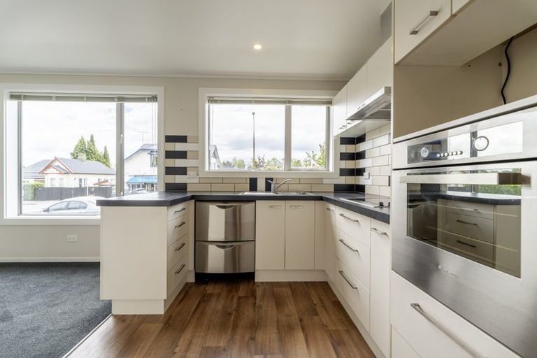 Photo of property in 1-5/84a Wai-iti Road, Highfield, Timaru, 7910