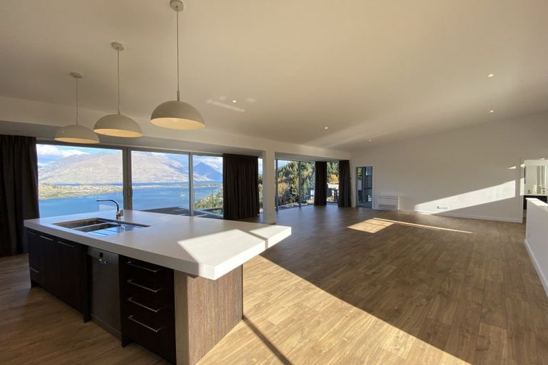 Photo of property in 12b Florence Close, Queenstown Hill, Queenstown, 9300