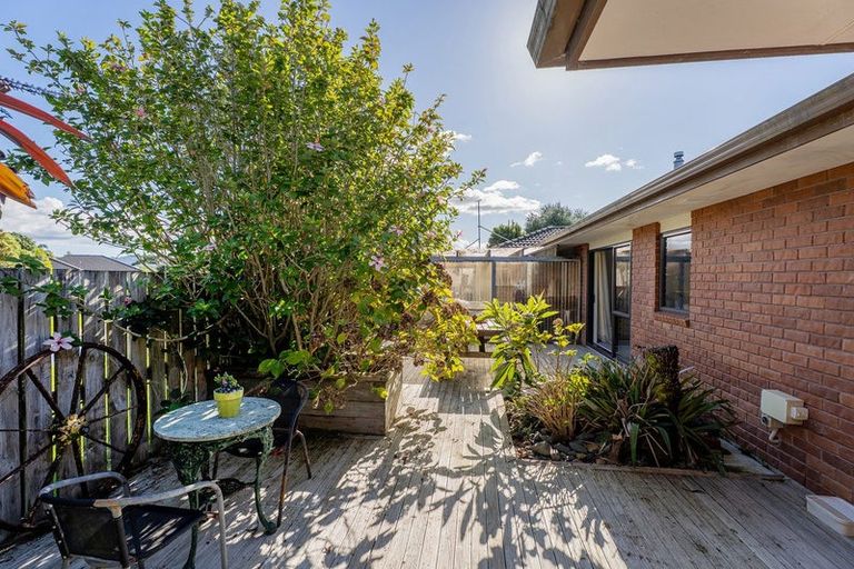 Photo of property in 51 Cholmondeley Crescent, Whitianga, 3510