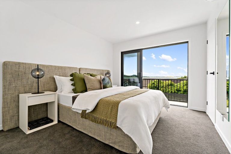 Photo of property in 114 Bramley Drive, Farm Cove, Auckland, 2012