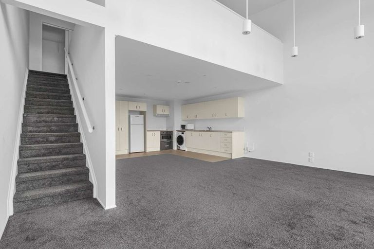 Photo of property in 14f/30 Westward Ho, Glen Eden, Auckland, 0602