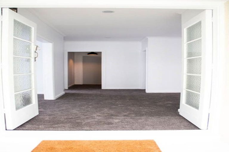 Photo of property in 390 Linwood Avenue, Bromley, Christchurch, 8062