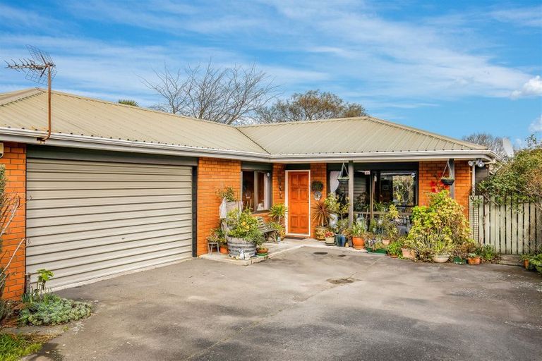 Photo of property in 2/21 O'briens Road, Sockburn, Christchurch, 8042